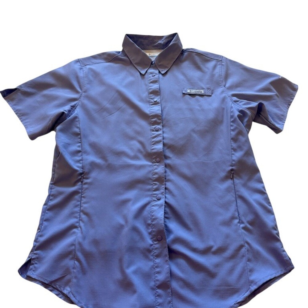 Columbia Short Sleeve Button-Down Shirt in Periwinkle